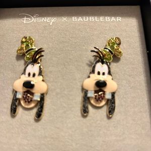 BaubleBar Disney Goofy Earrings NIB